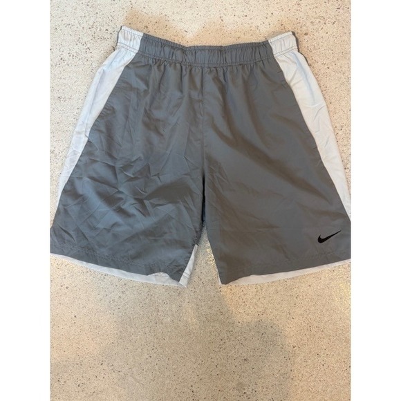 Nike Dri-FIT Training Athletic Gym Activewear‎ Shorts Gray White Womens - Picture 2 of 4